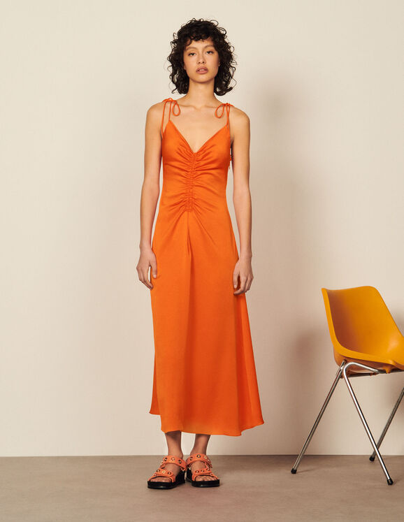 18 robes orange pour les invitées à un mariage en 2022