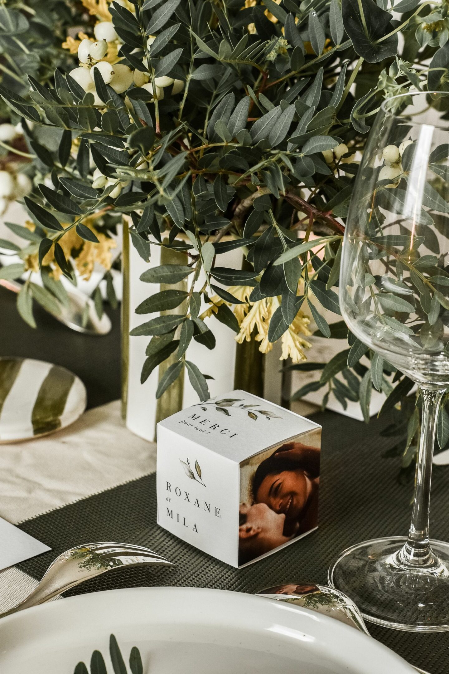 ALBE Editions - Décoration : Une table de mariage végétale et estivale