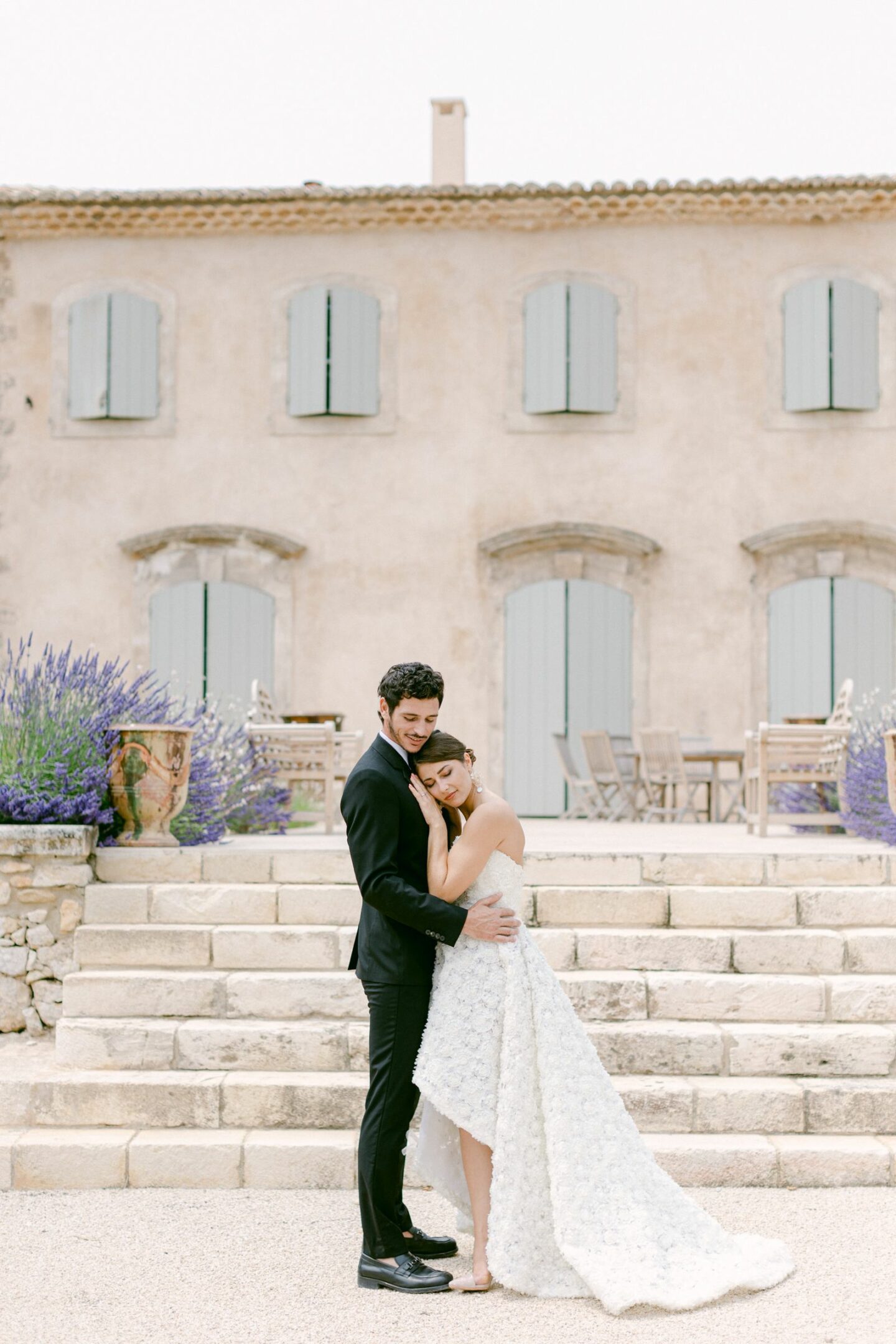 Albe Editions - Blog mariage - Wedding - Shooting d'inspiration - Virginie Jones -Mademoisellezoom -  Château de Mille Mariage en Provence