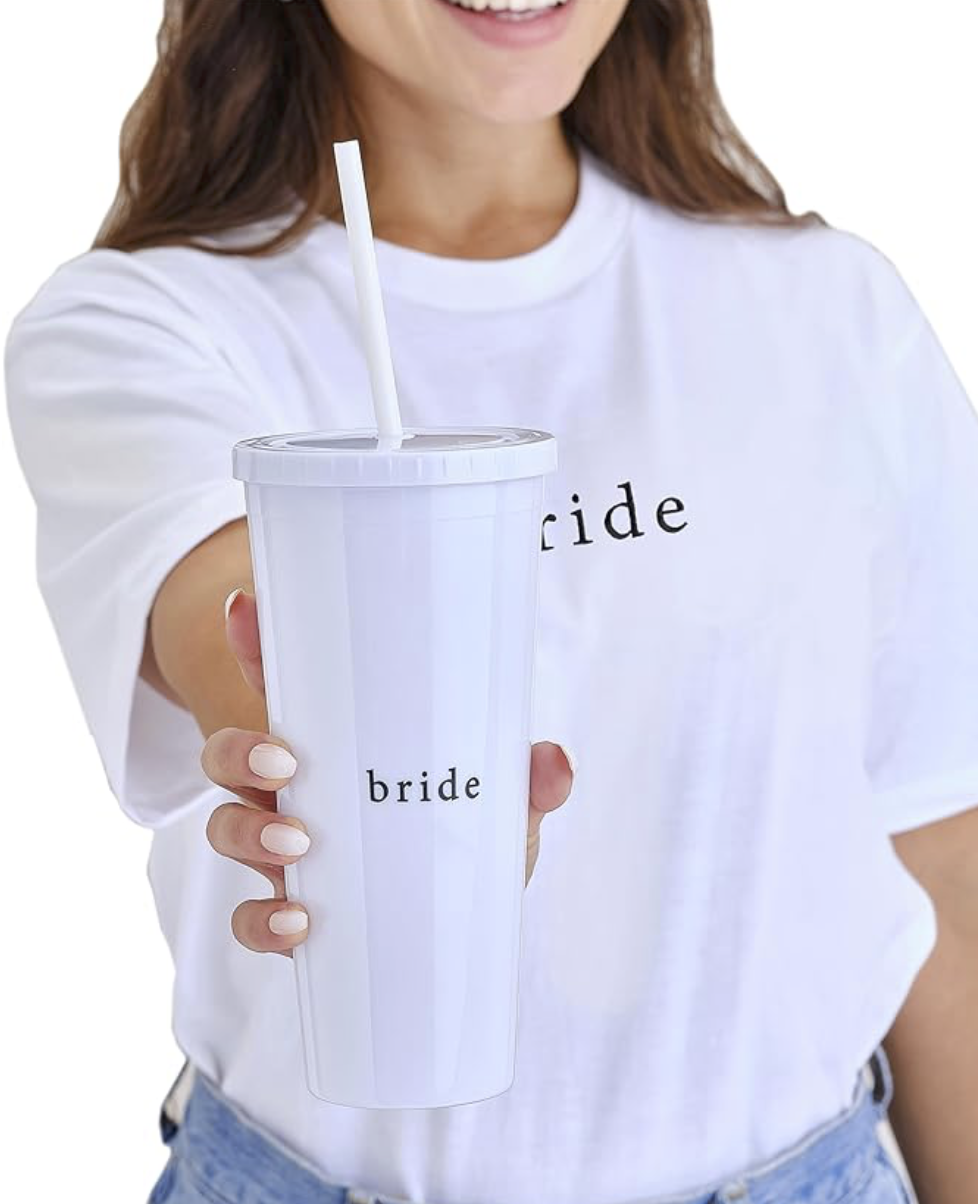 Idée cadeau pour la mariée EVJF : gourde bride 