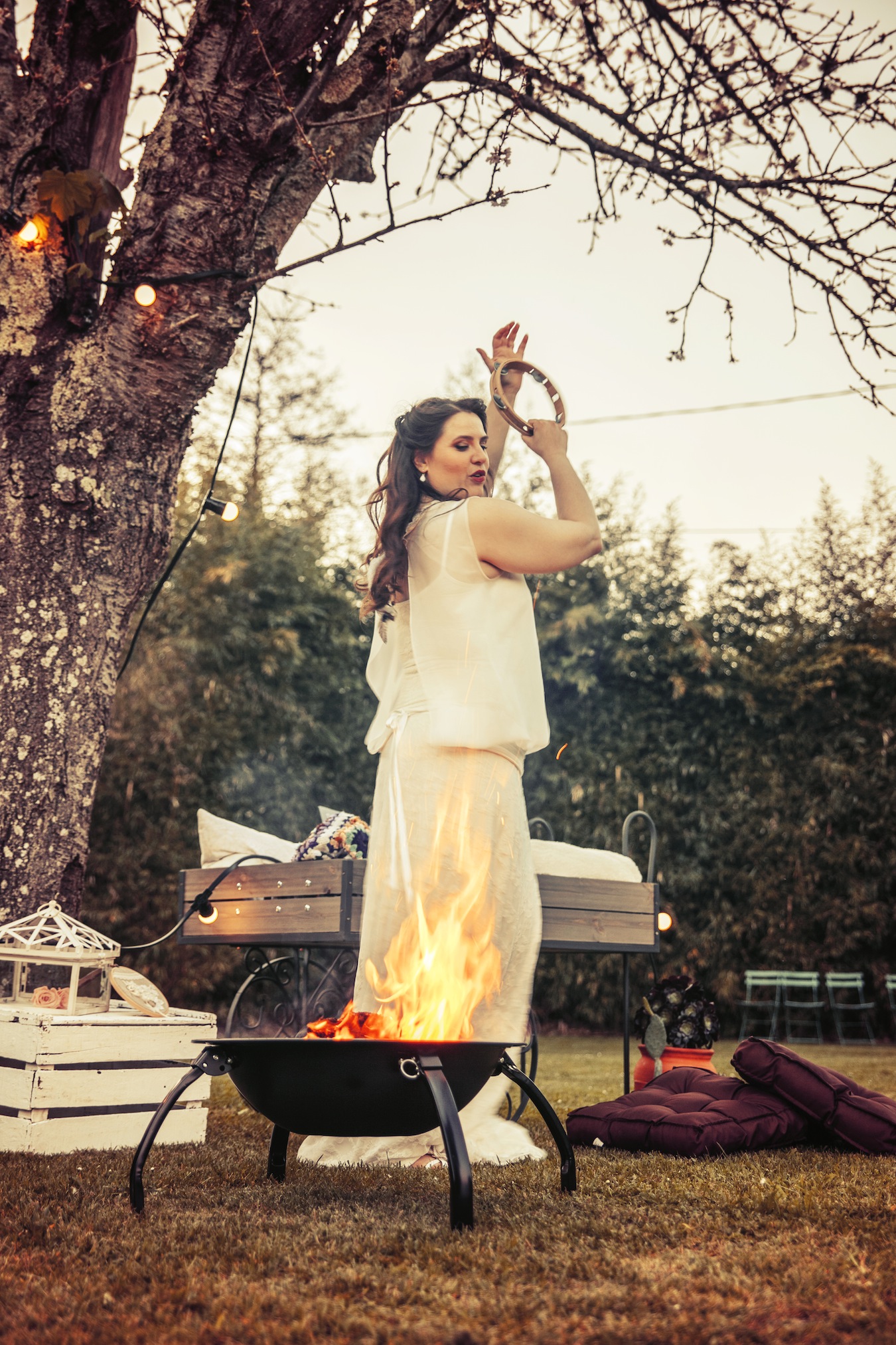 © arnaud chapelle - shooting inspiration Soir d'été - le wedding magazine