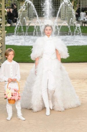 Le Wedding Magazine - ©Imaxtree - Chanel