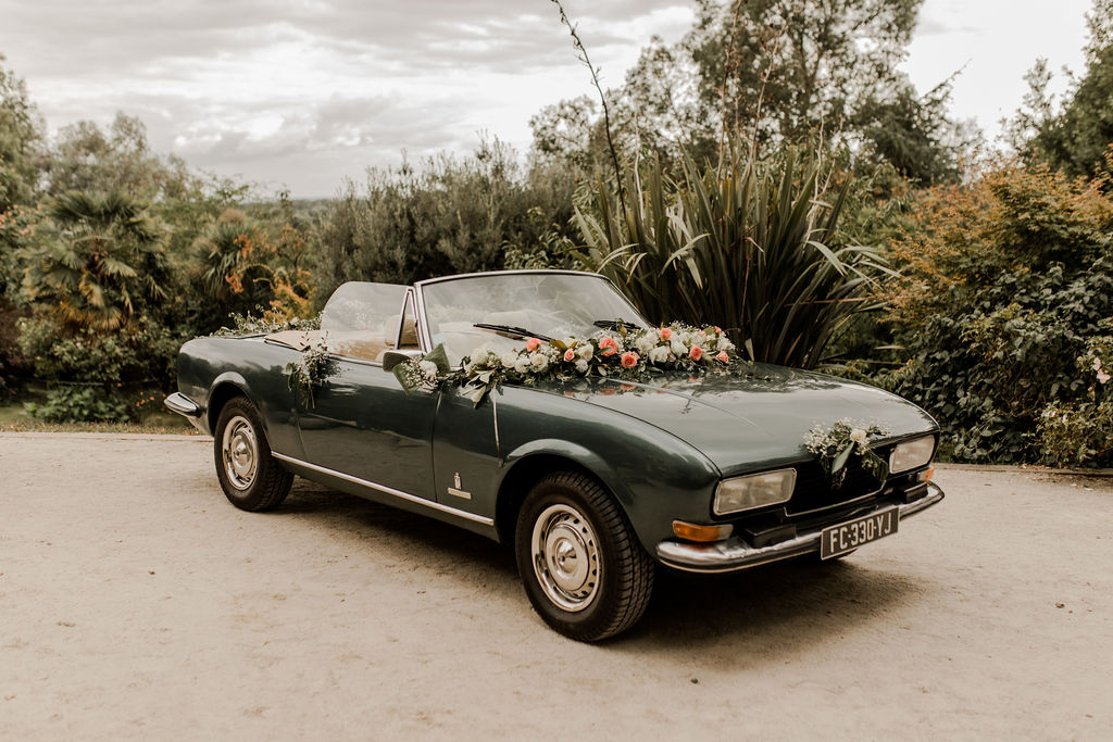 La voiture des mariés