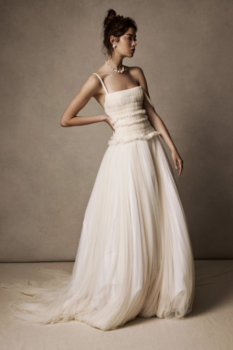 10 robes de mariée originales pour 2023 - Danielle Frankel au Printemps Mariage