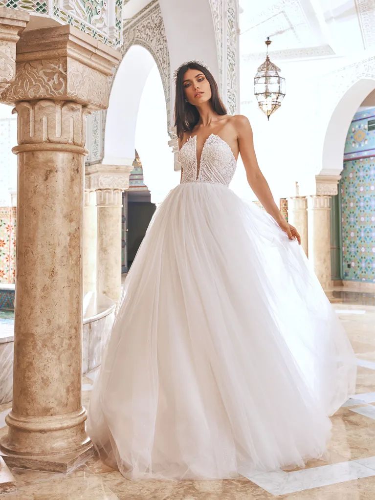 10 robes de mariée glamour pour 2023
