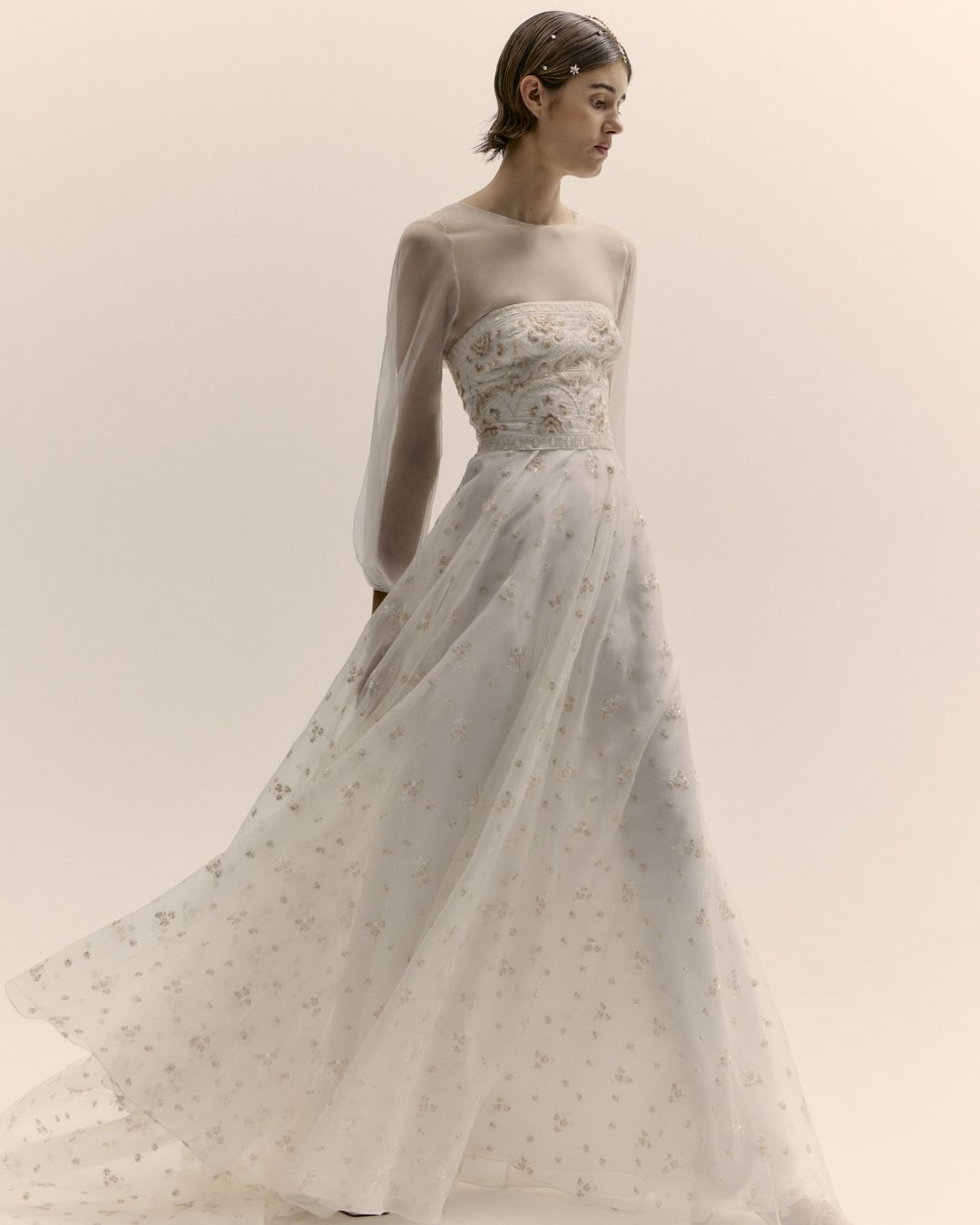 robe de mariée avec jeux de transparence Atelier Blanche