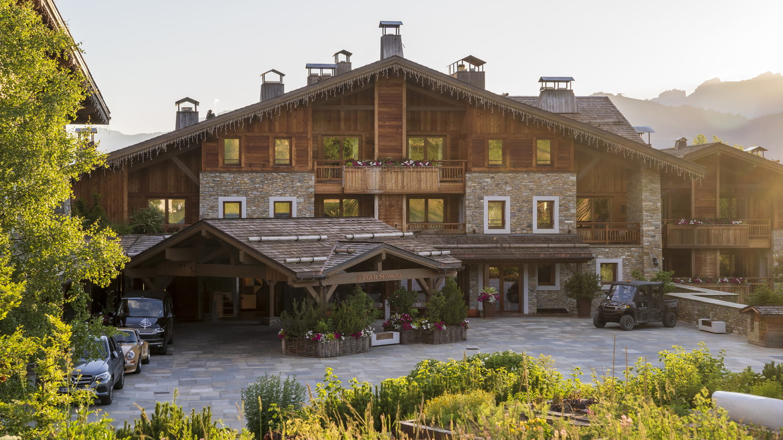 hôtel lune de miel montagne four season Albe editions