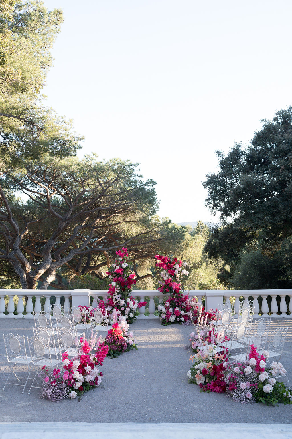 Inspiration : Pink Blossom & Blue Sea - Un mariage au Castel Bay