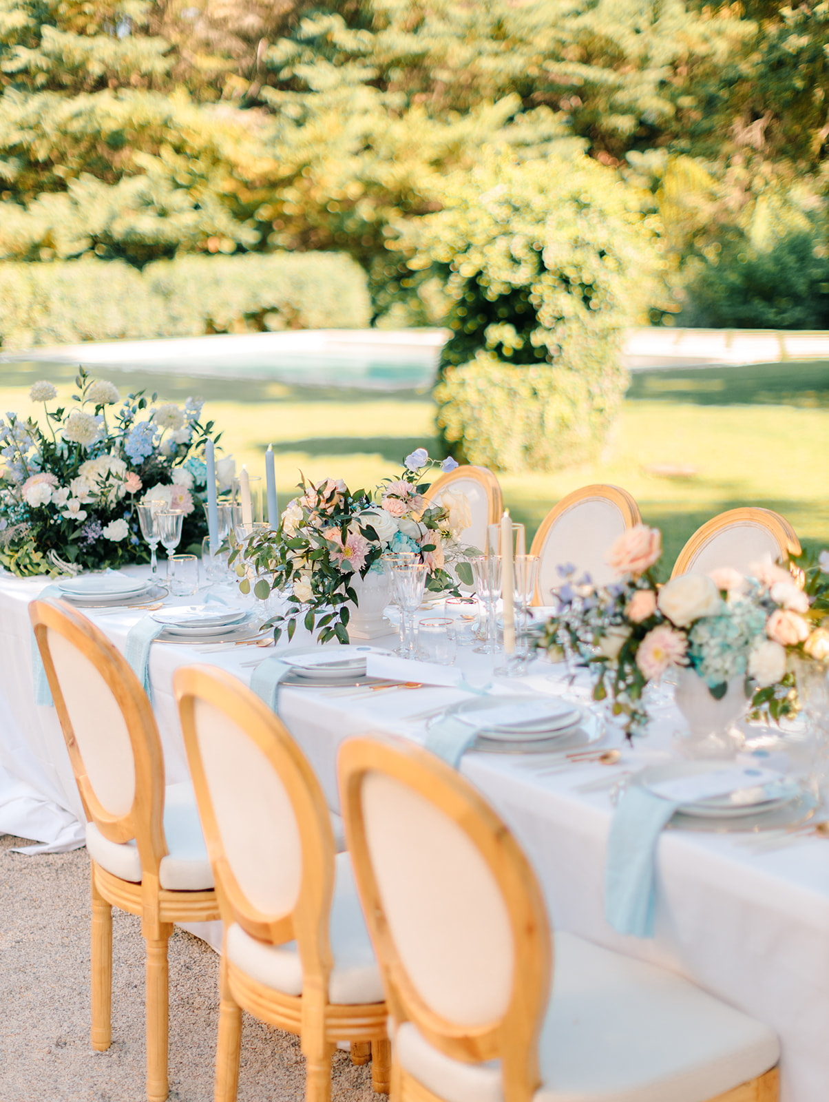 Inspiration : Something Blue in Provence - Un mariage au Château des 3 Fontaines