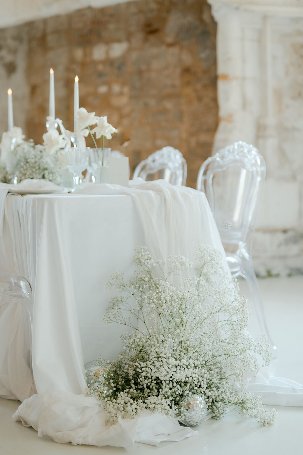 Inspiration : Blanc de Blancs - Mariage Abbaye du Valasse