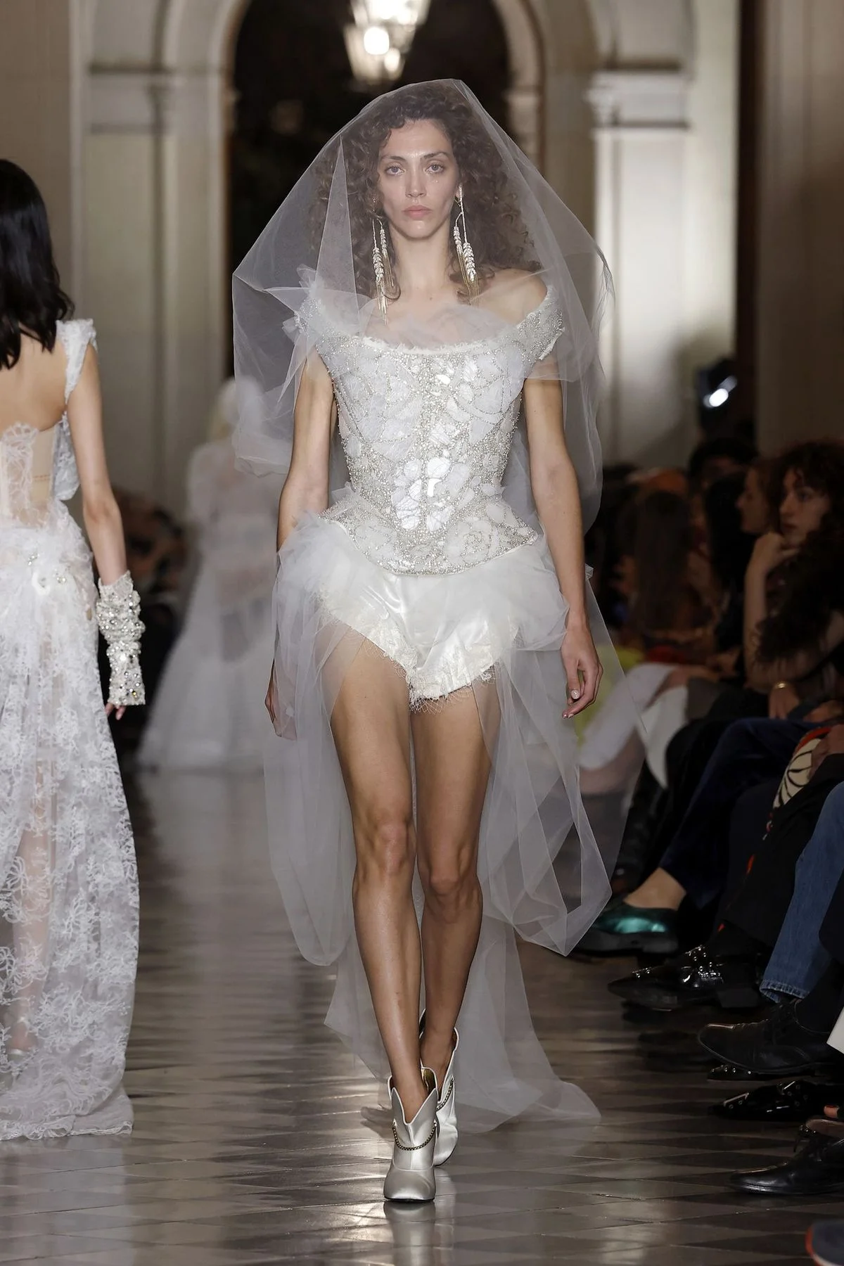 défilé mariage vivienne westwood