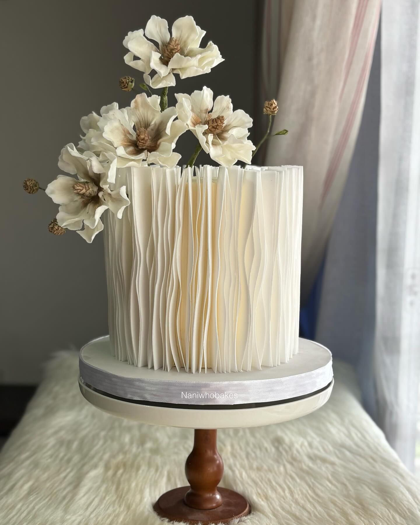 wafer paper wedding cake avec fleurs