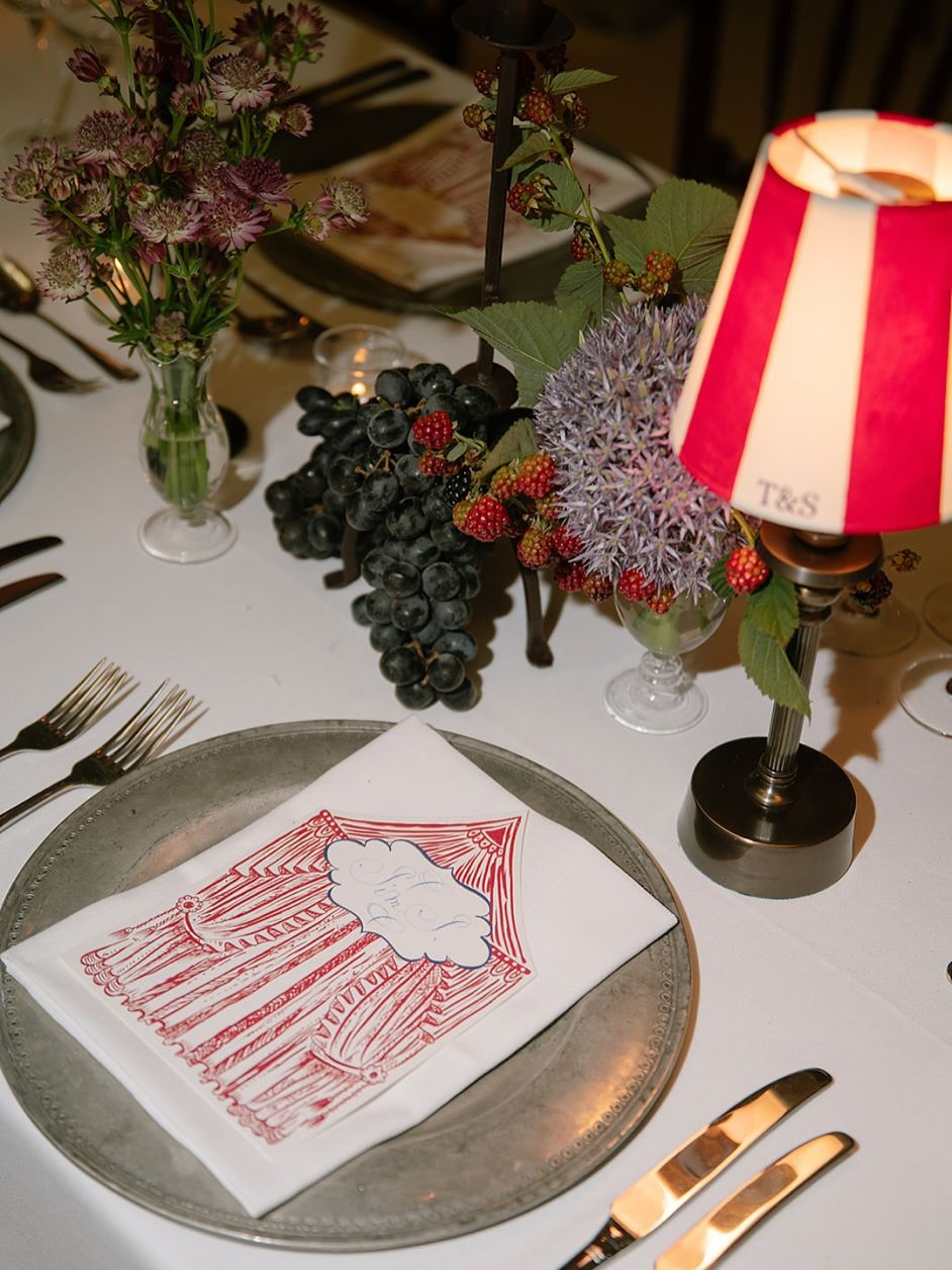 papeterie de mariage avec chapiteau de cirque