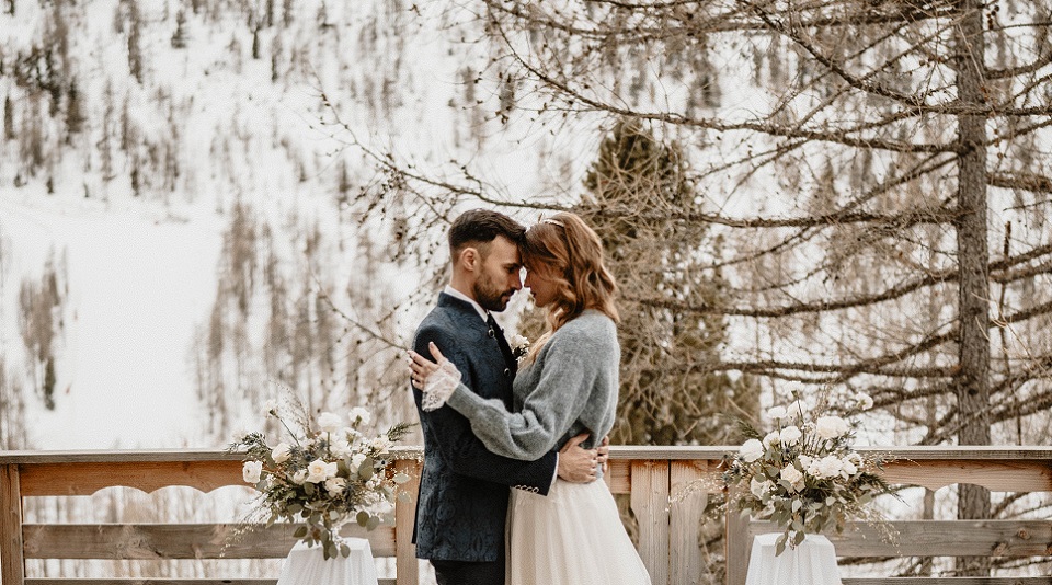 Inspiration : Whispers of Imbolc – Un mariage aux Chalets Plein Sud