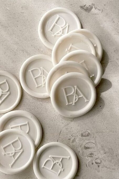 cachets de cire avec logo de mariage