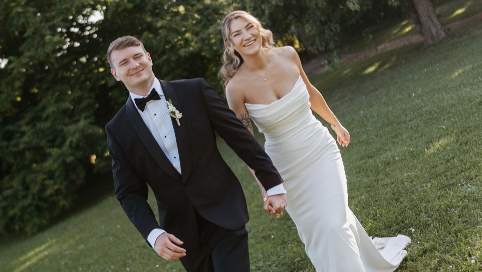 Adrianna & Jay : Un mariage aux Maisons du Bonheur